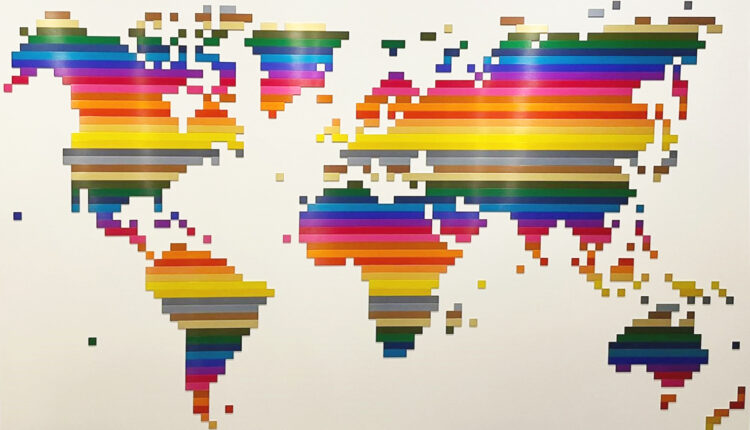 Colorful world map made with small aluminum plates colored with Heubach dyes according to our motto of this year’s Heubach booth at Aluminium 2022 “What a colorful world! The splendor of colors on anodized aluminum.”