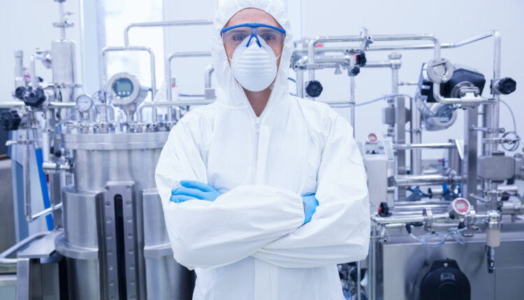 Protective equipment with graphen