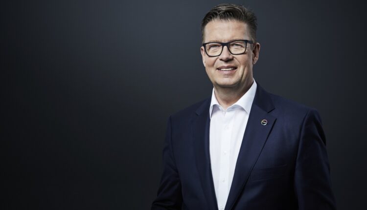 Contract of Board of Management Member Dr. Klaus Schäfer Extended