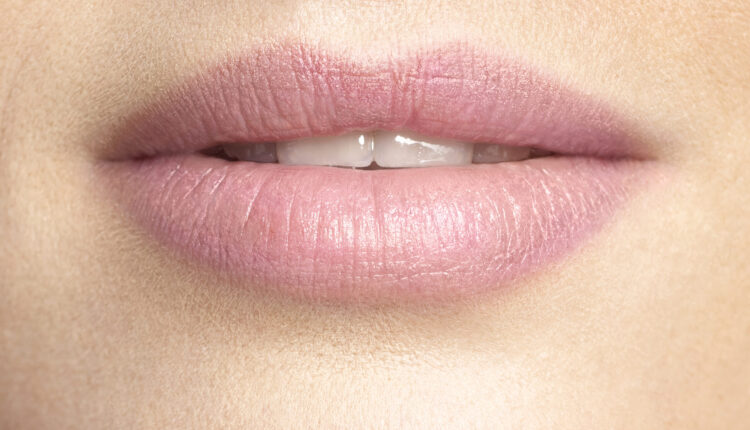 Luxurious skin feel and moisture with Clariant’s new natural and versatile Plantasens Pro LM emollient.